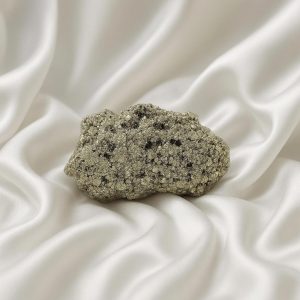 RICHIE RICH GEODE COMBO WITH SELENITE PLATE| Negativity Removal Crystal